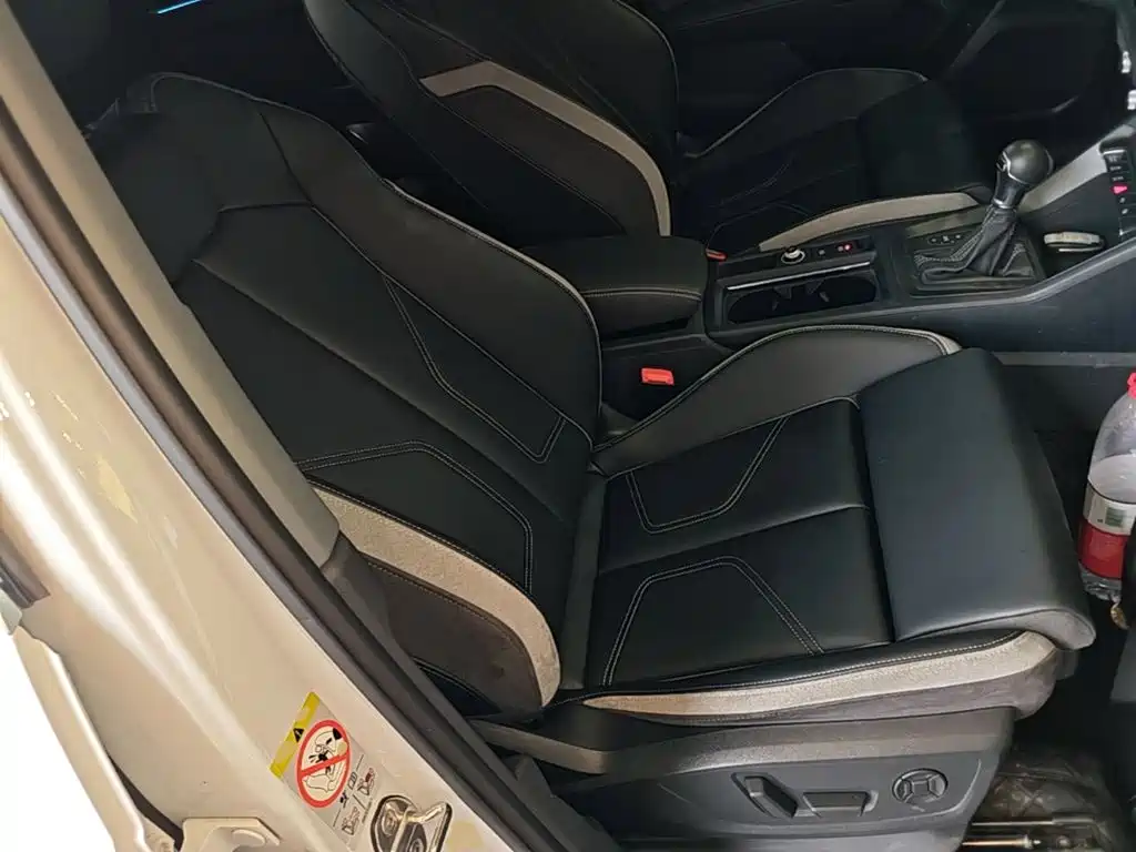 Audi Q3 2025 2024 40 TFSI Fashion Sport
