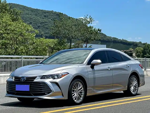 Toyota Avalon 2019 Hybrid 2.5L XLE Premium Edition China V