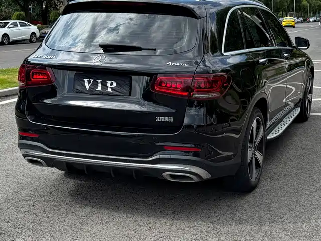 Mercedes-Benz GLC 2020 Facelift GLC 300 L 4MATIC Luxury — фото 4