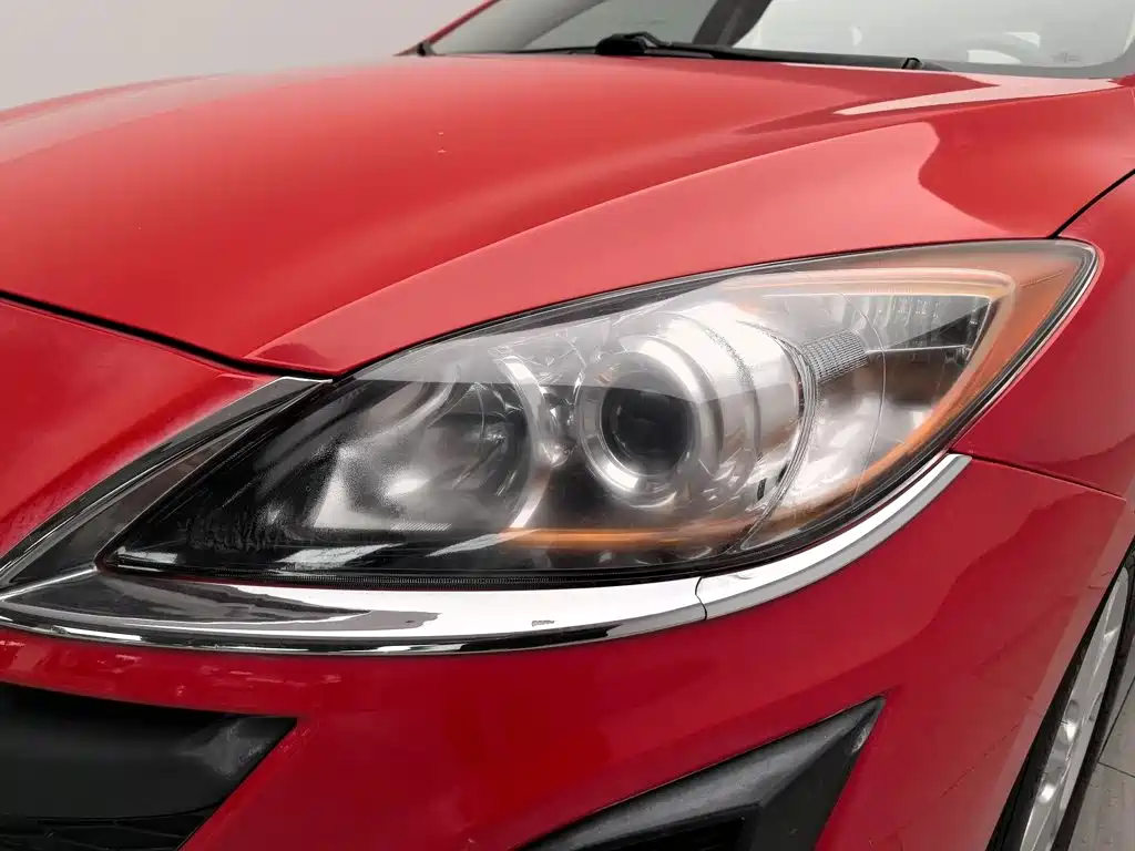 Mazda Mazda3 Axela 2012 2012 Hatchback 1.6L Automatic Elite
