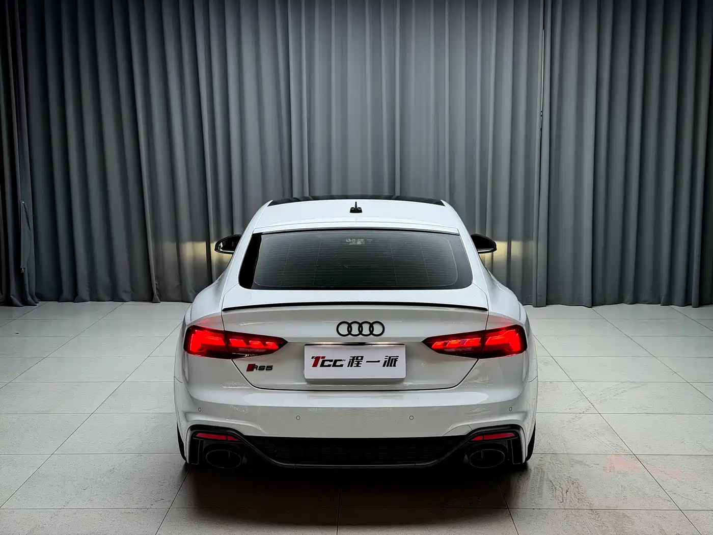 Photo 5 - Audi RS 5