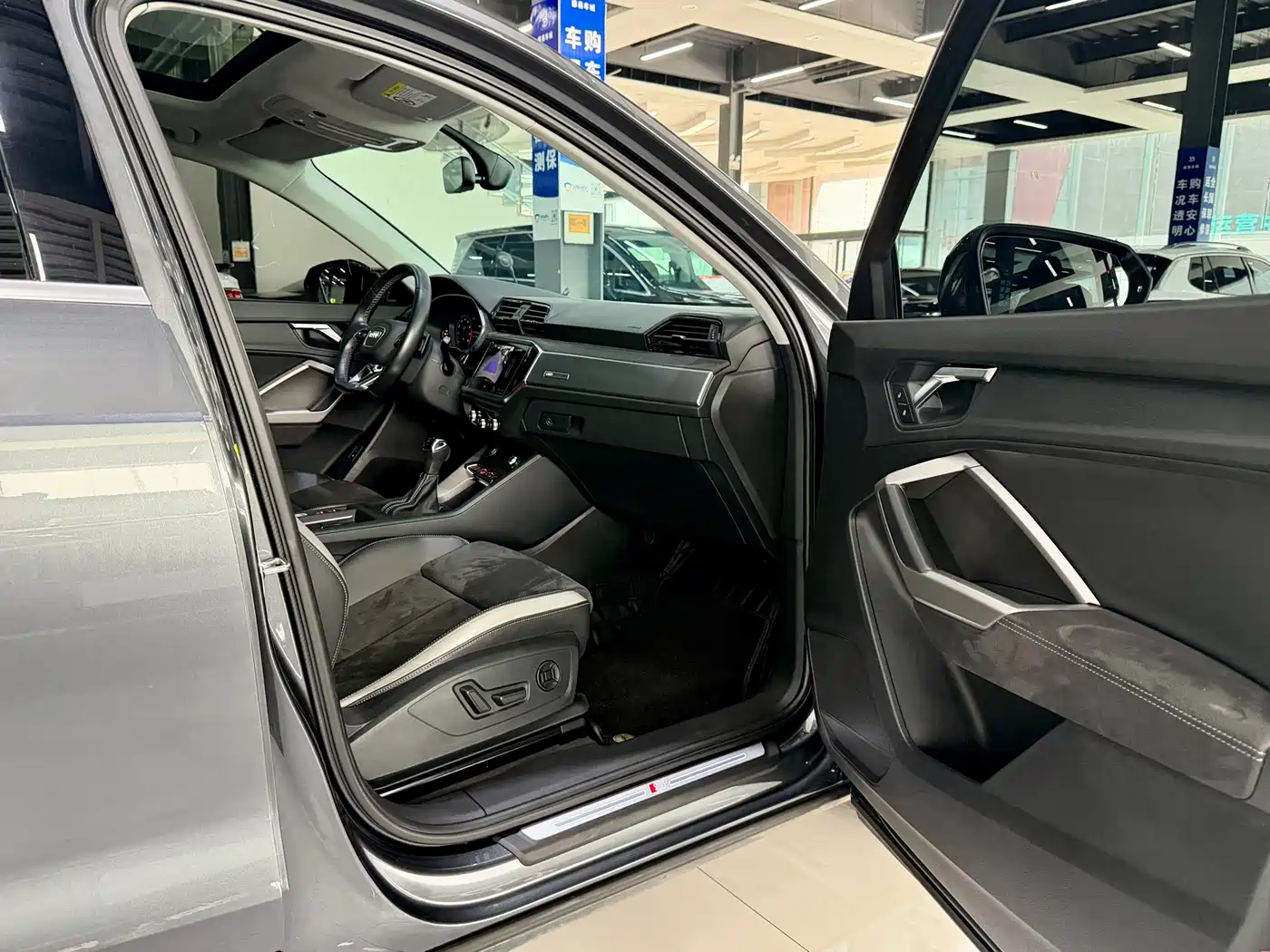 Audi Q3 2023 35 TFSI Fashion Dynamic (1.4T) фото 8