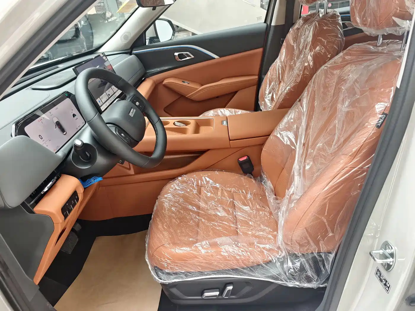 Haval Xiaolong MAX 2025 Hi4 110 Plus Intelligent Driving Edition фото 10