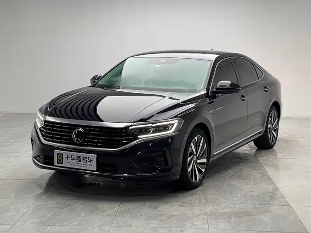 Volkswagen Passat 2022