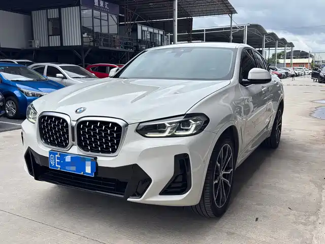 BMW X4 2022