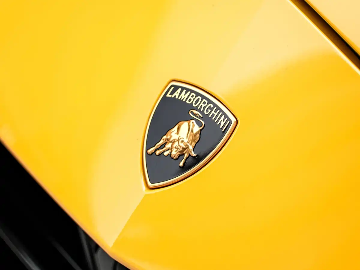 Фото 7 - Lamborghini Urus