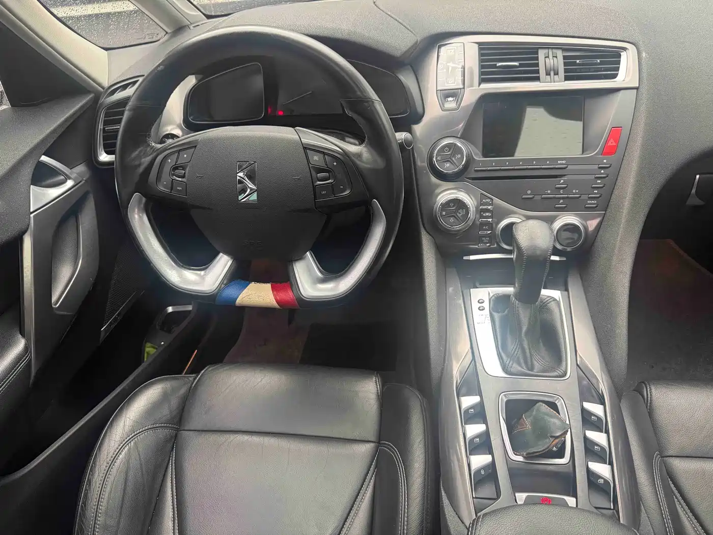 DS 5 2014 2013 1.6T Luxury THP160