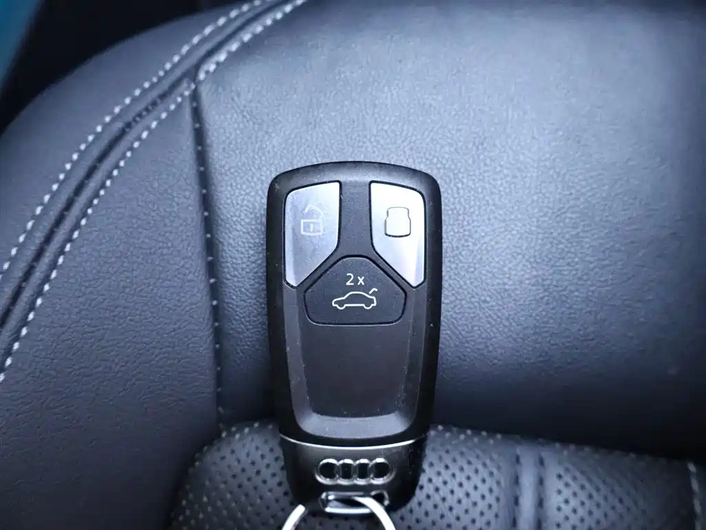 Audi Q5L 2021 40 TFSI Fashion Elegance фото 25