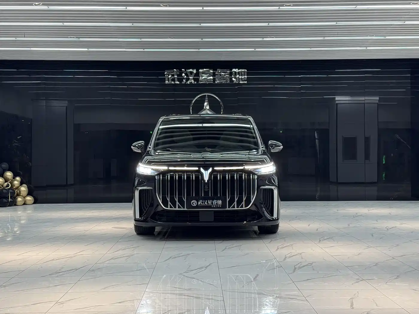 Voyah Auto Voyah Dreamer 2022 Low-carbon Dream+Smart Package фото 2