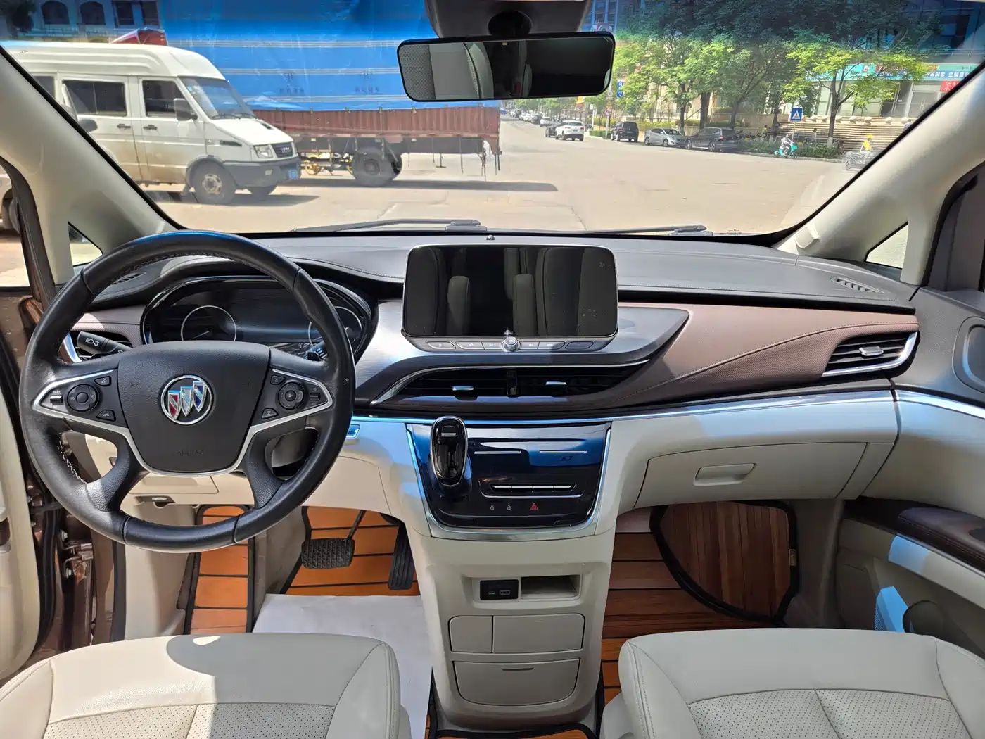 Buick GL8 2021 Land Business Class 652T Smart Premium фото 12