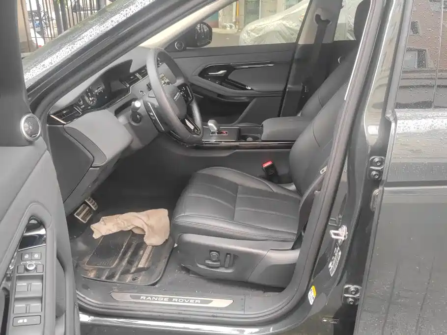 Land Rover Range Rover Evoque 2025 2024 Range Rover Evoque L 249PS Light Master Edition