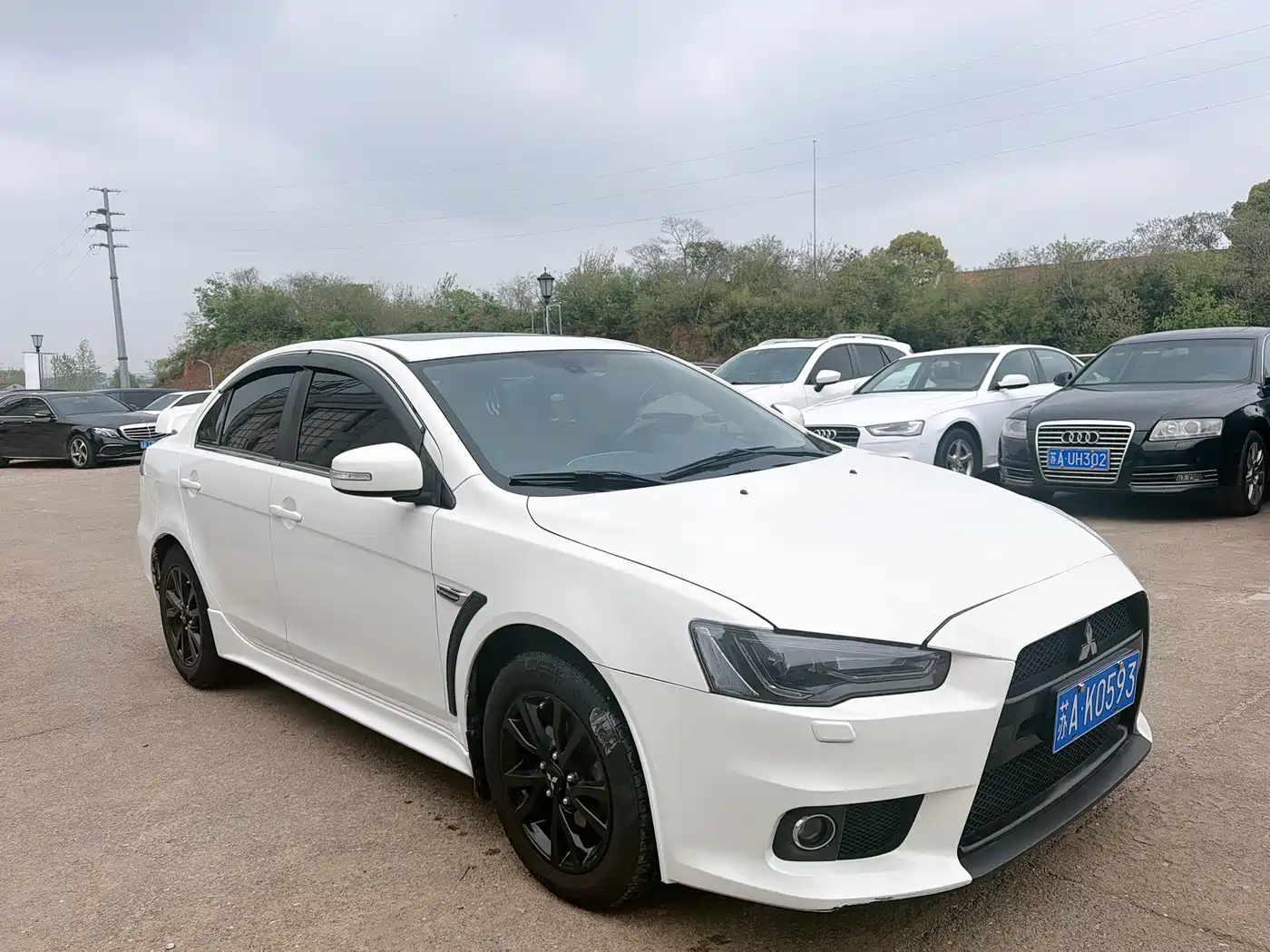 Mitsubishi Lancer EX 2015 2.0L CVT Flagship Edition