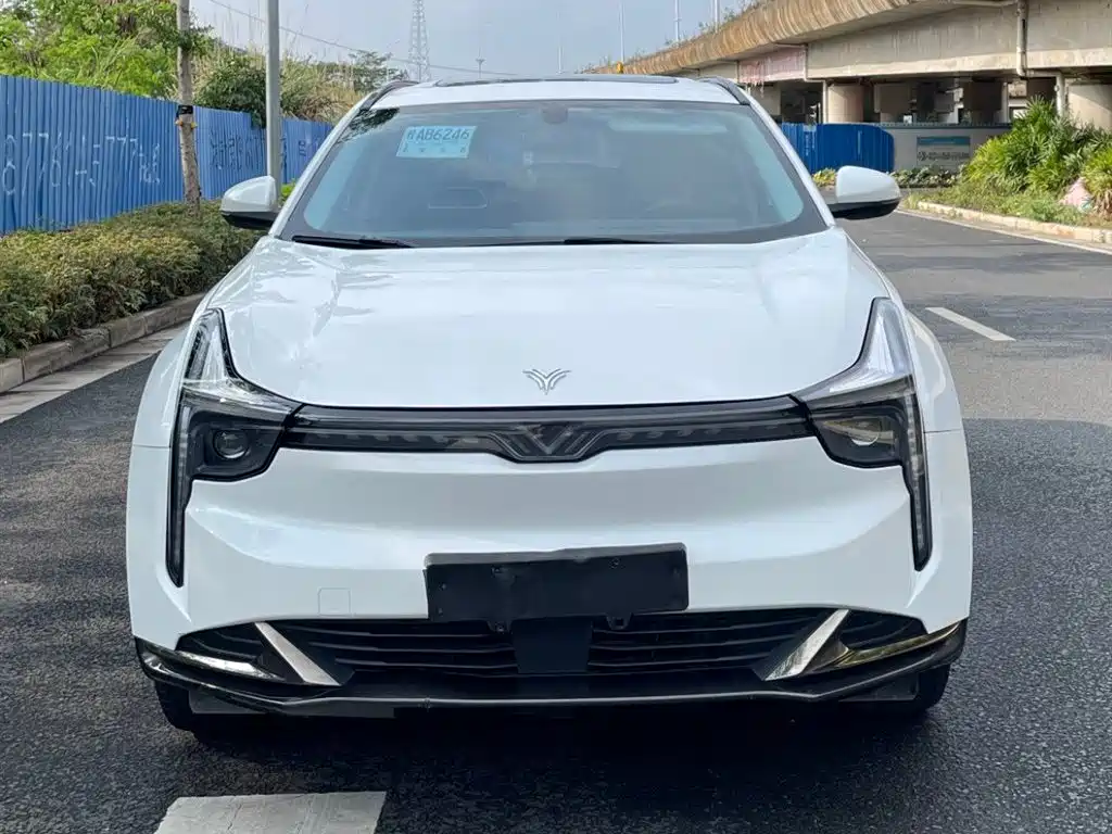 NEZHA AUTOMOBILE NEZHA U