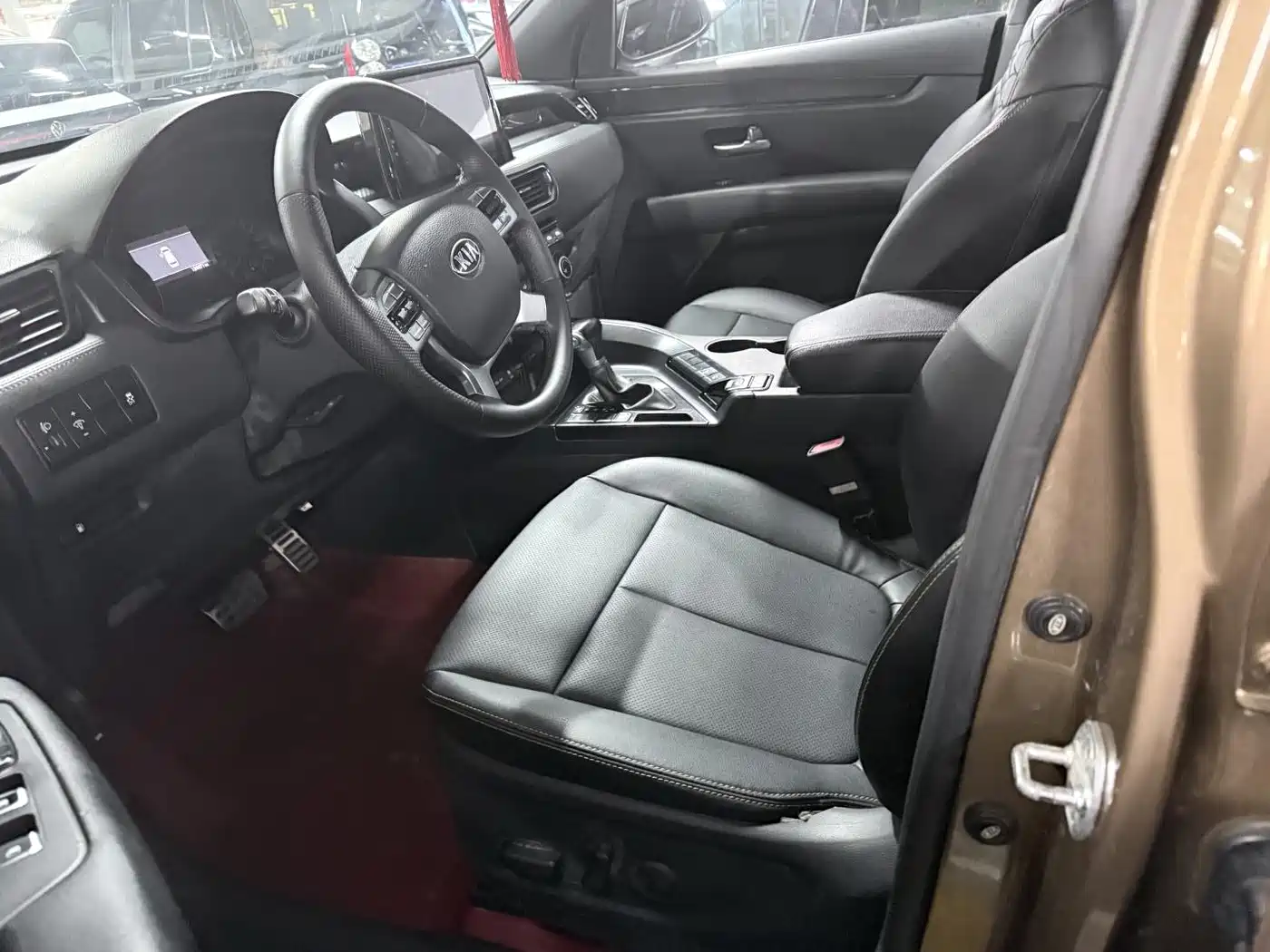 Kia KX7 2017 2.0T Automatic 4WD DLX 7-Seater фото 15