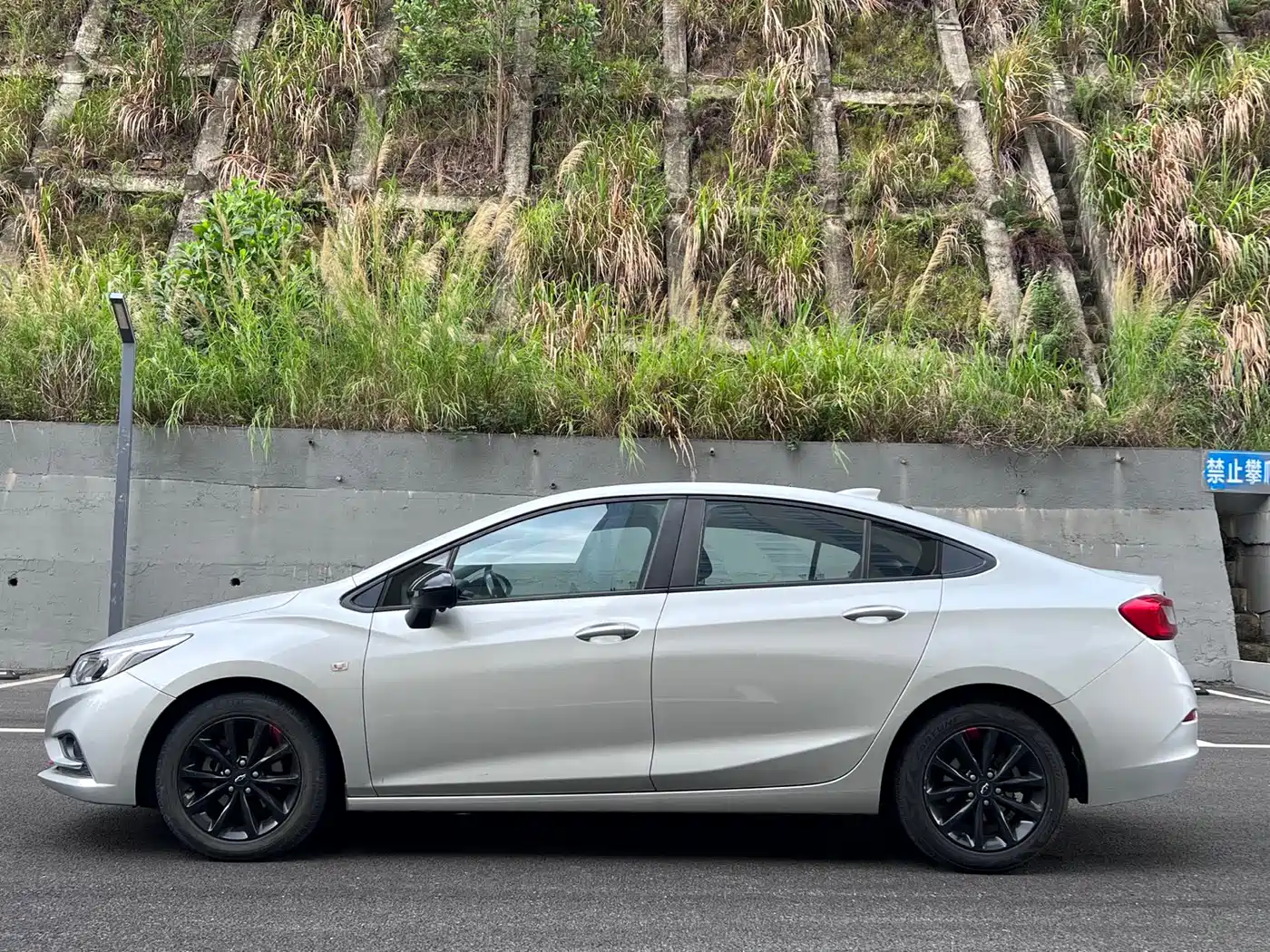 Chevrolet Cruze 2018 Redline 320 Automatic Urban Edge Edition фото 4