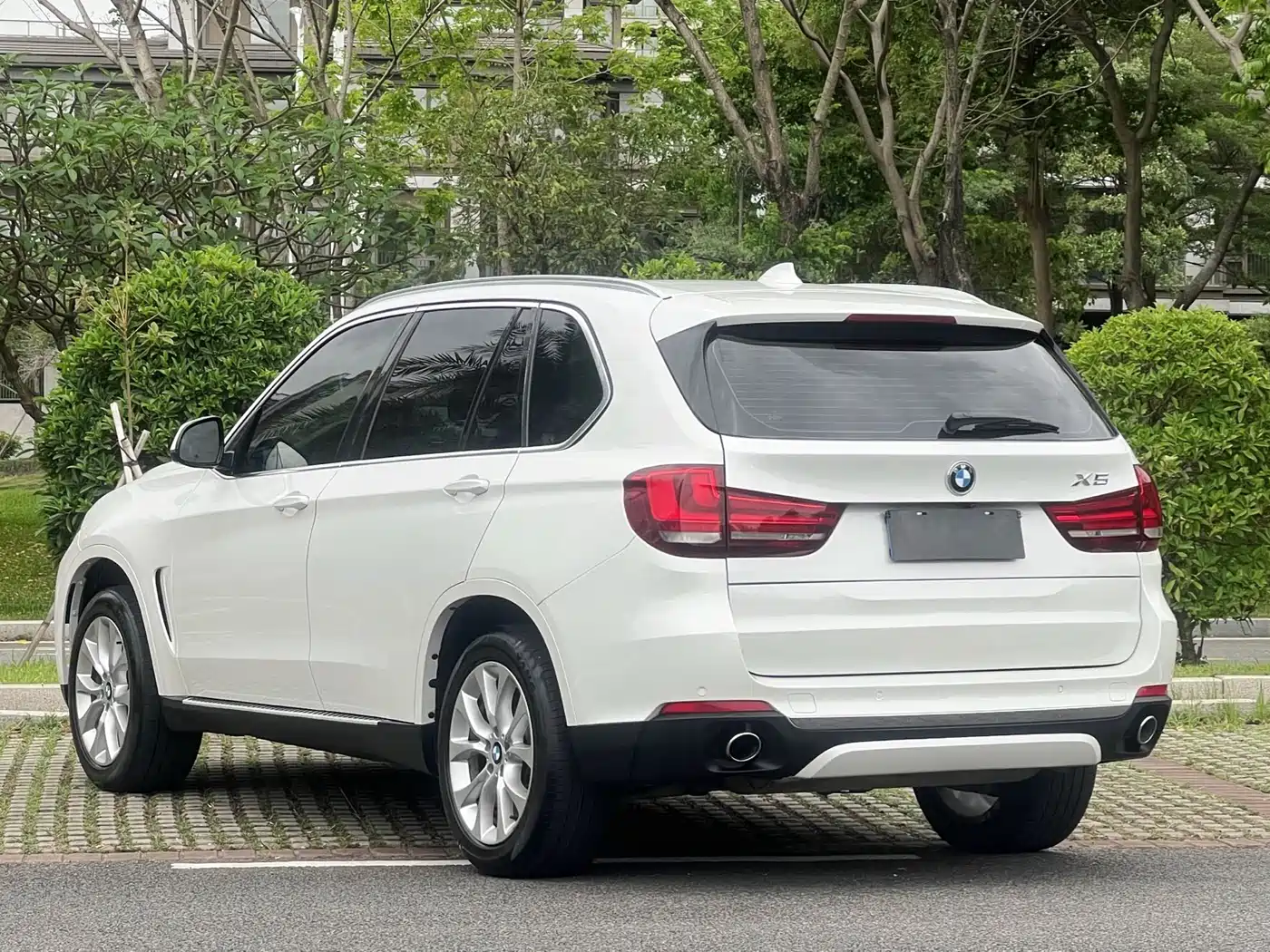 BMW X5 (Import) 2018 xDrive28i фото 17