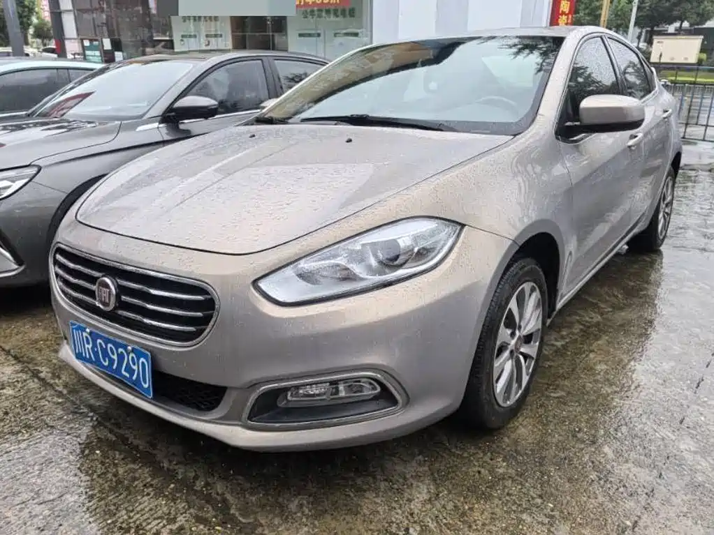 Fiat Viaggio 2014 2012 1.4T Auto Joy Edition