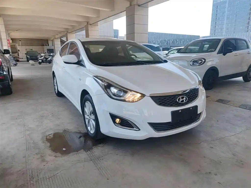 Hyundai Langdong 2016 1.6L Automatic Smart Edition фото 4