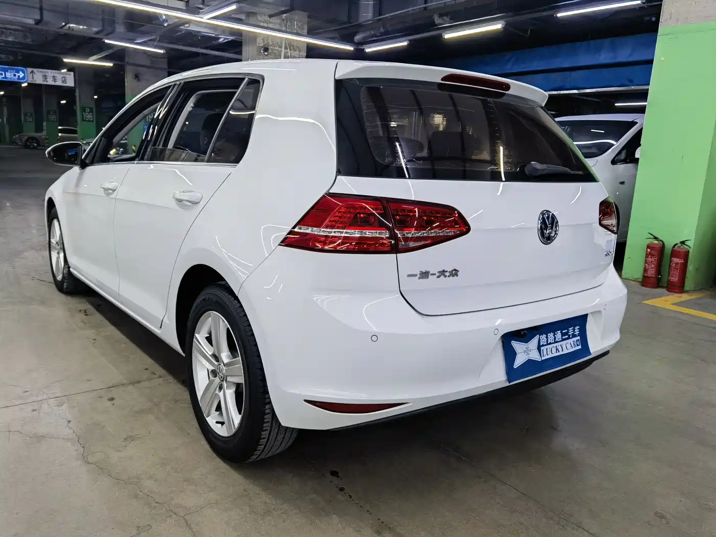 Volkswagen Golf 2016 1.6L Automatic Comfort фото 4