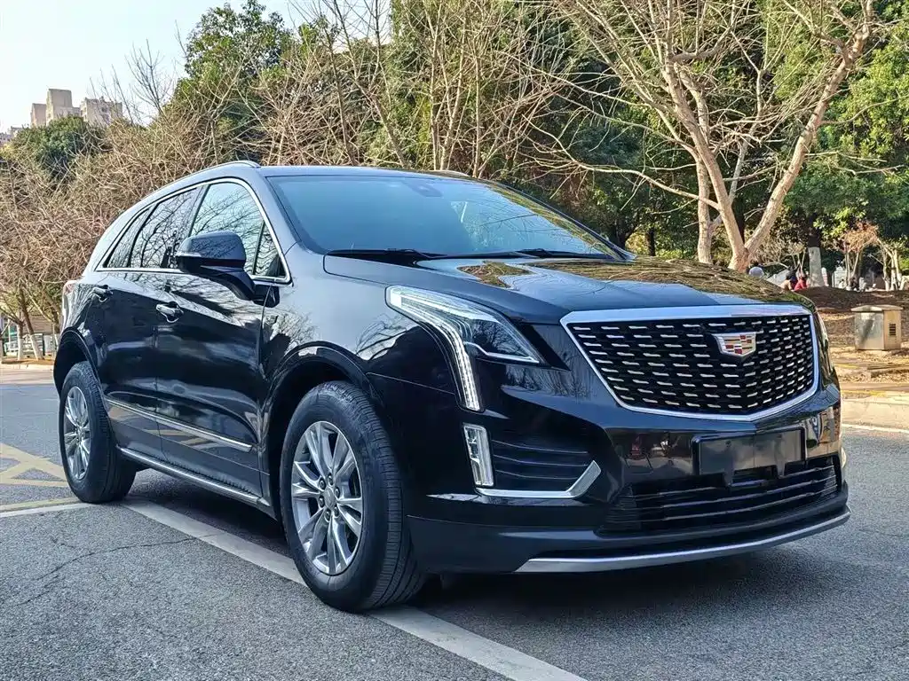CADILLAC XT5