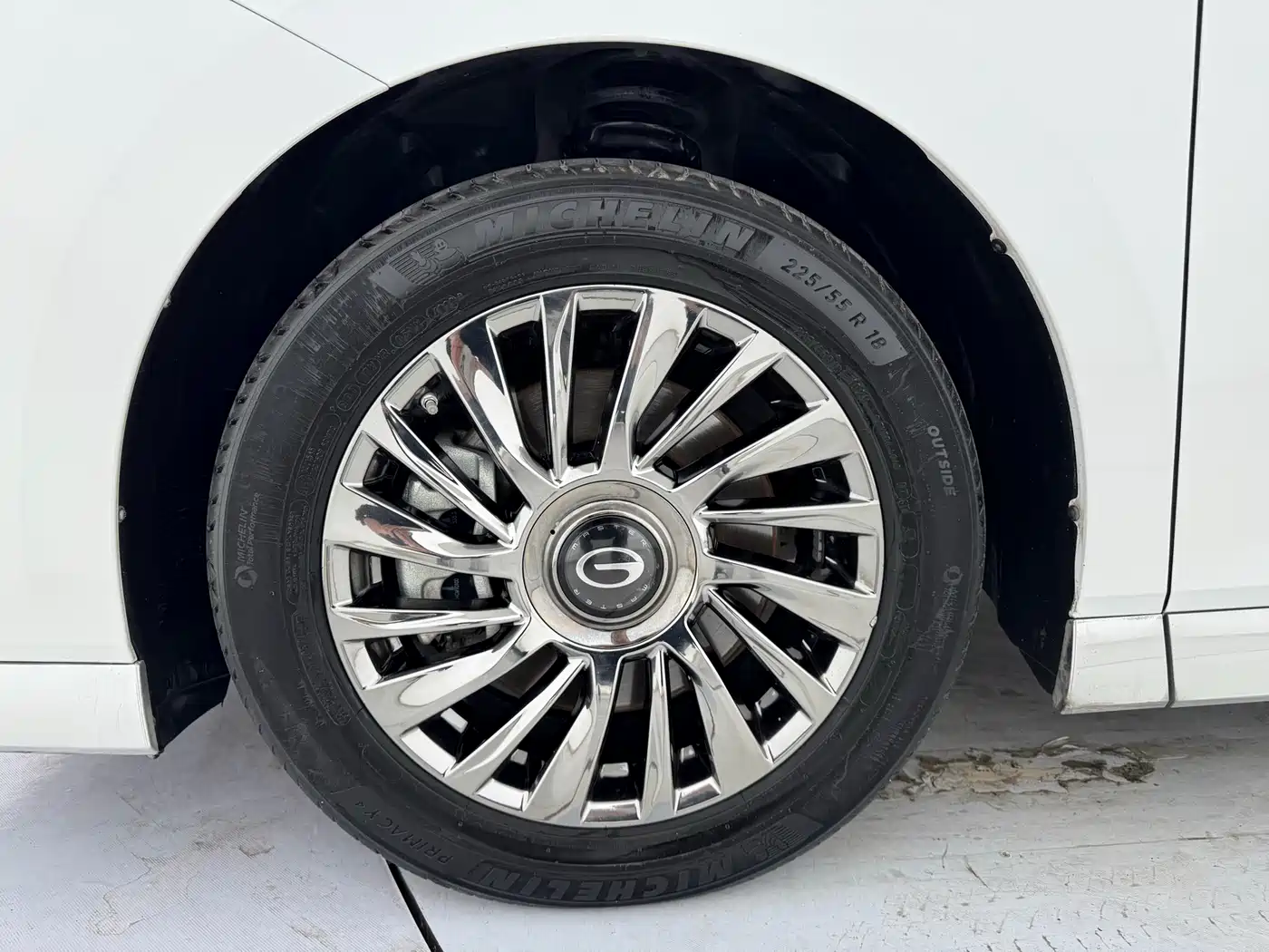 GAC TRUMPCHI M8