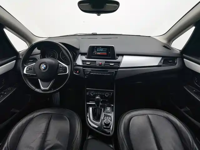 BMW 2 Series Touring 2016 218i Fashion Model — фото 5