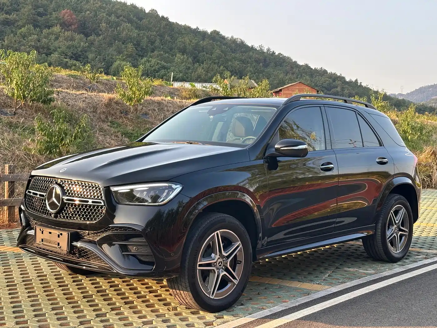 Similar car