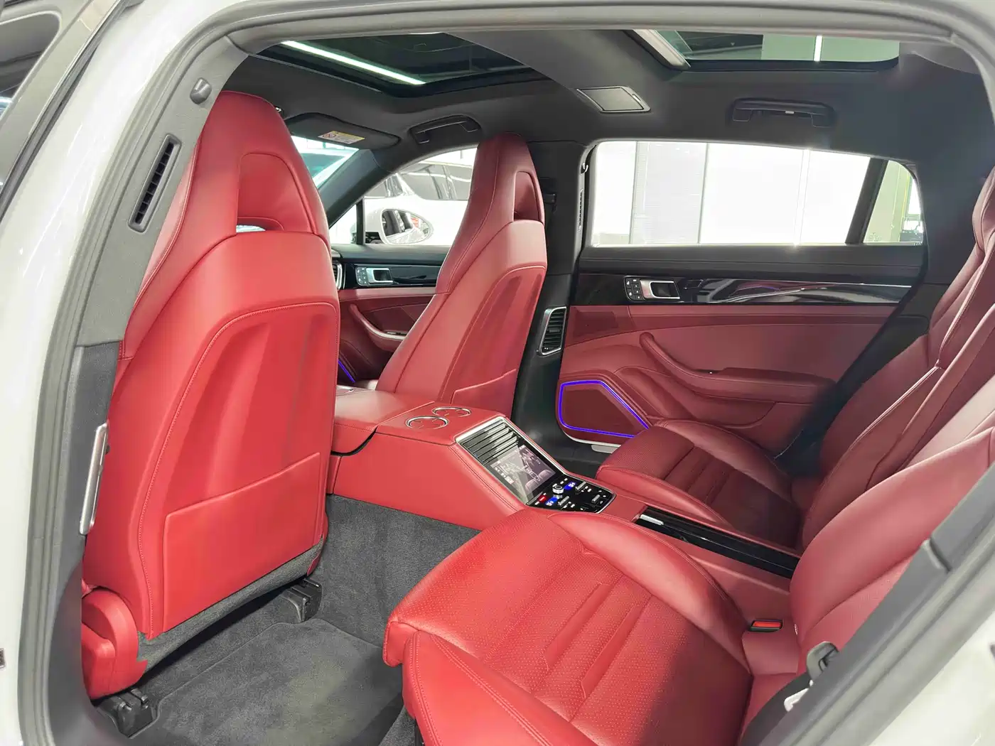 Porsche Panamera 2023 Panamera Executive Long Wheelbase 2.9T фото 19
