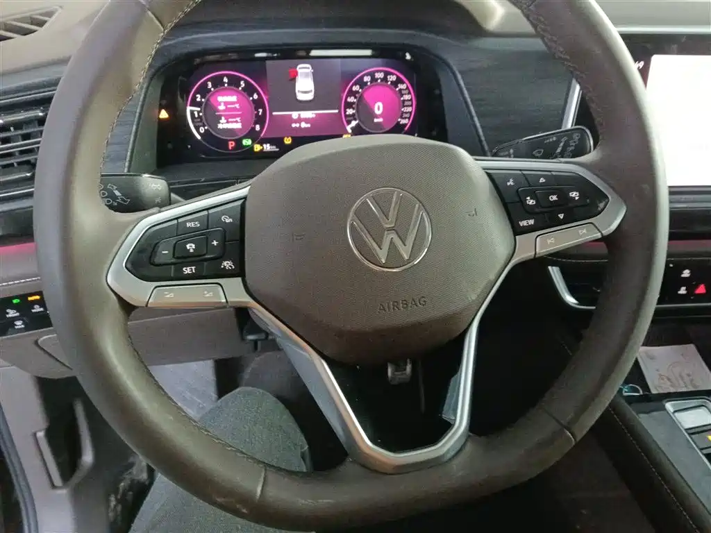 Volkswagen Viloran 2024 380TSI Executive Edition фото 7