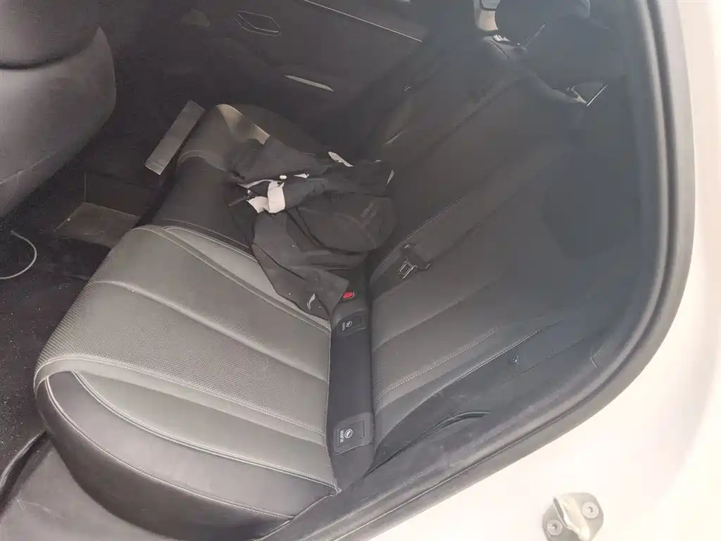 BYD Qin L 2025 DM-i Smart Drive 80KM Premium фото 15
