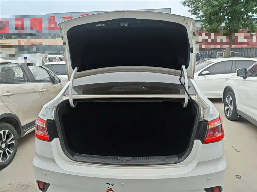 Changan Eado DT 2019 2019 1.6L Manual Relax China VI