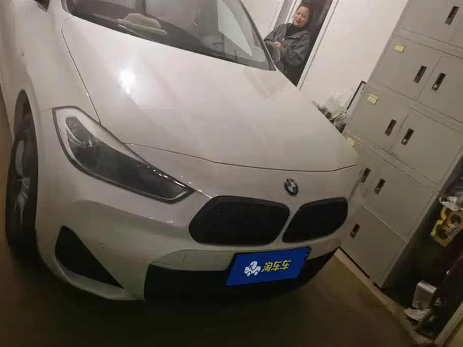 BMW X2