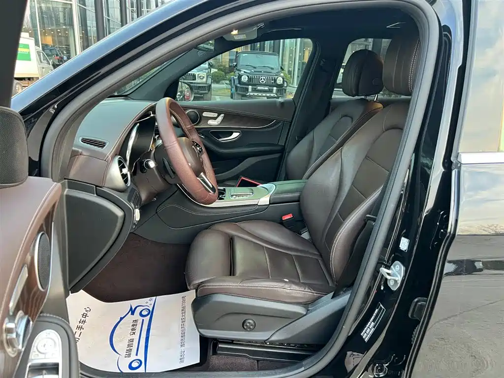 Mercedes-Benz GLC 2020 GLC 260 L 4MATIC Luxury фото 10