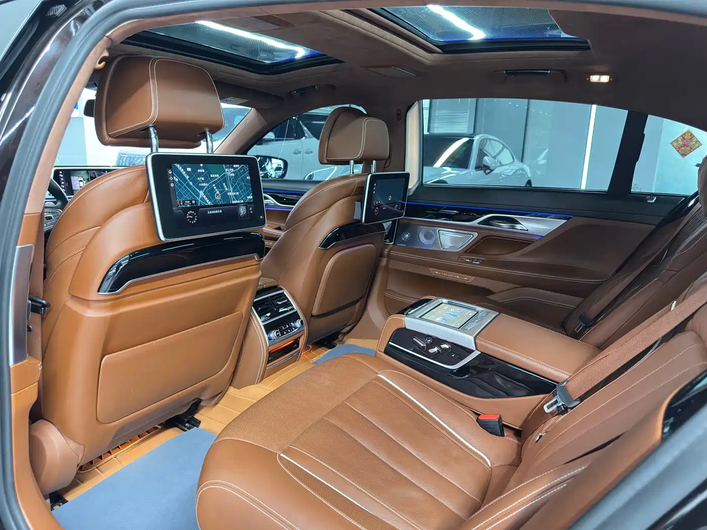 BMW 7 Series 2018 740Li xDrive Premium Type Excellence Package фото 20
