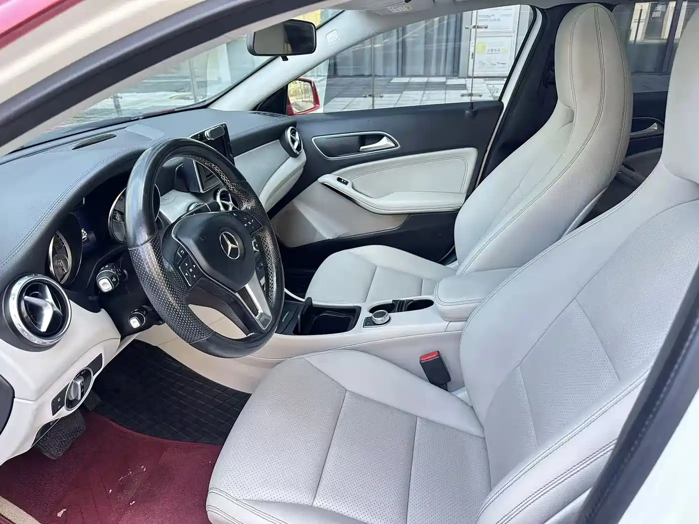 Mercedes-Benz GLA 2015 2015 GLA 200 Fashion