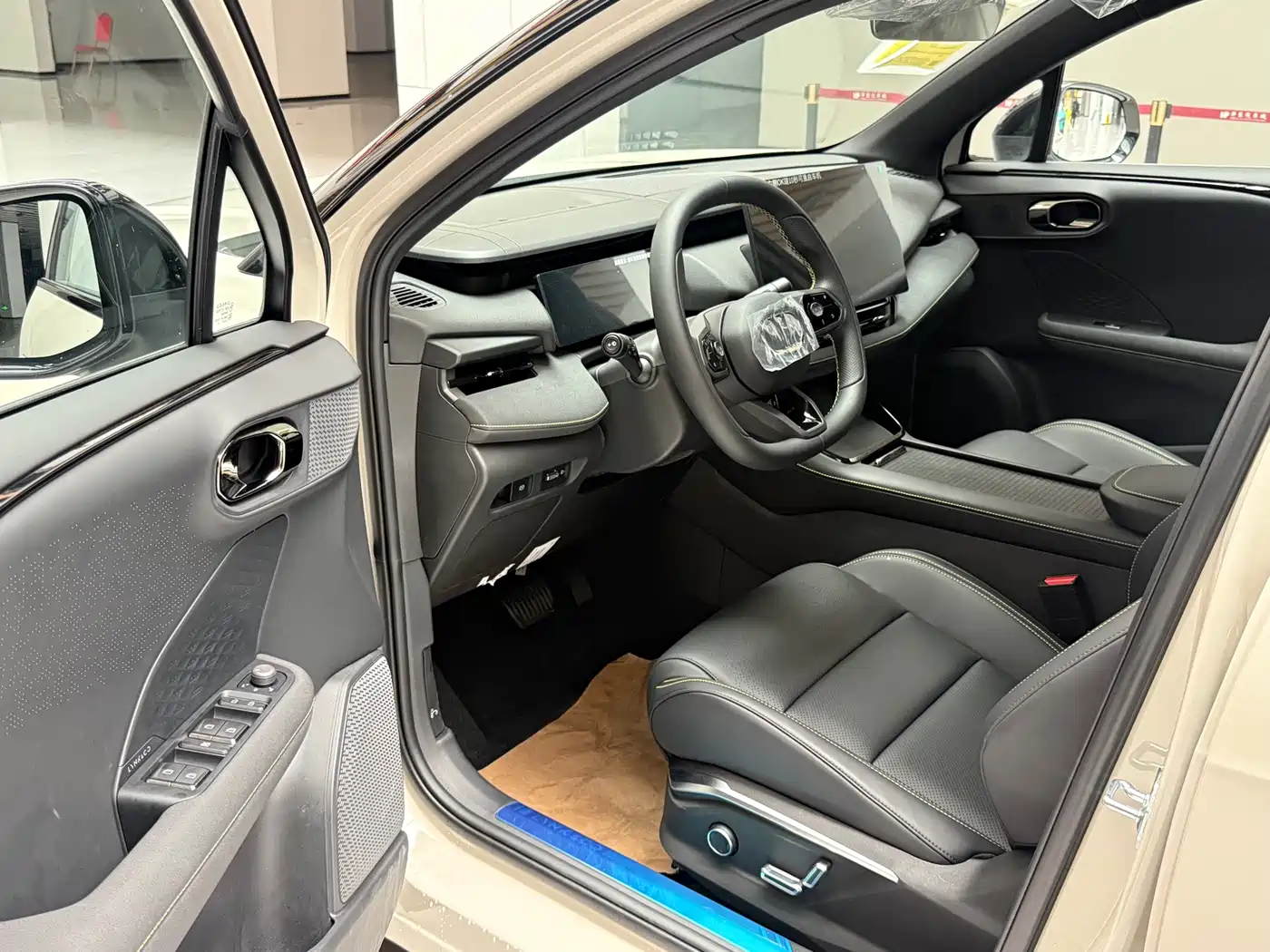 Lynk & Co 06 2025 Renew 1.5T Halo фото 12