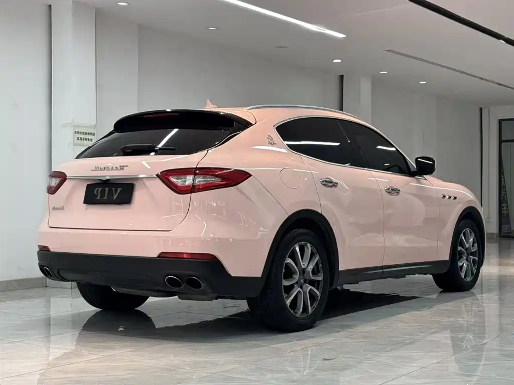 Maserati Levante 2016 3.0T Standard фото 7