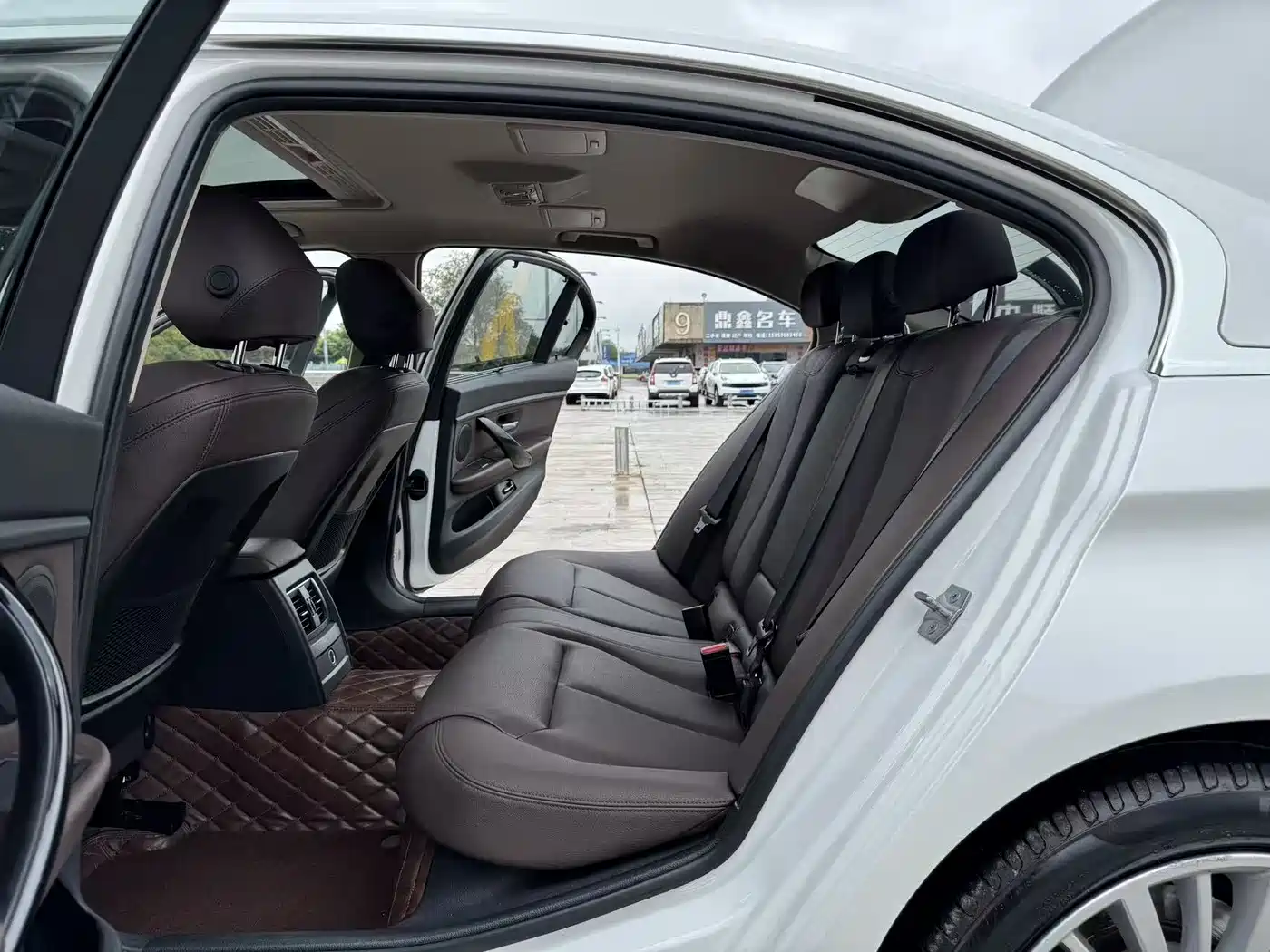 BMW 3 Series 2018 320Li Fashion Style фото 16