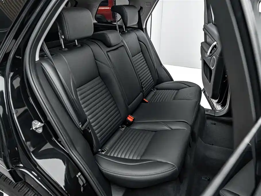 Land Rover Discovery Sport 2024 Performance Technology Edition фото 25