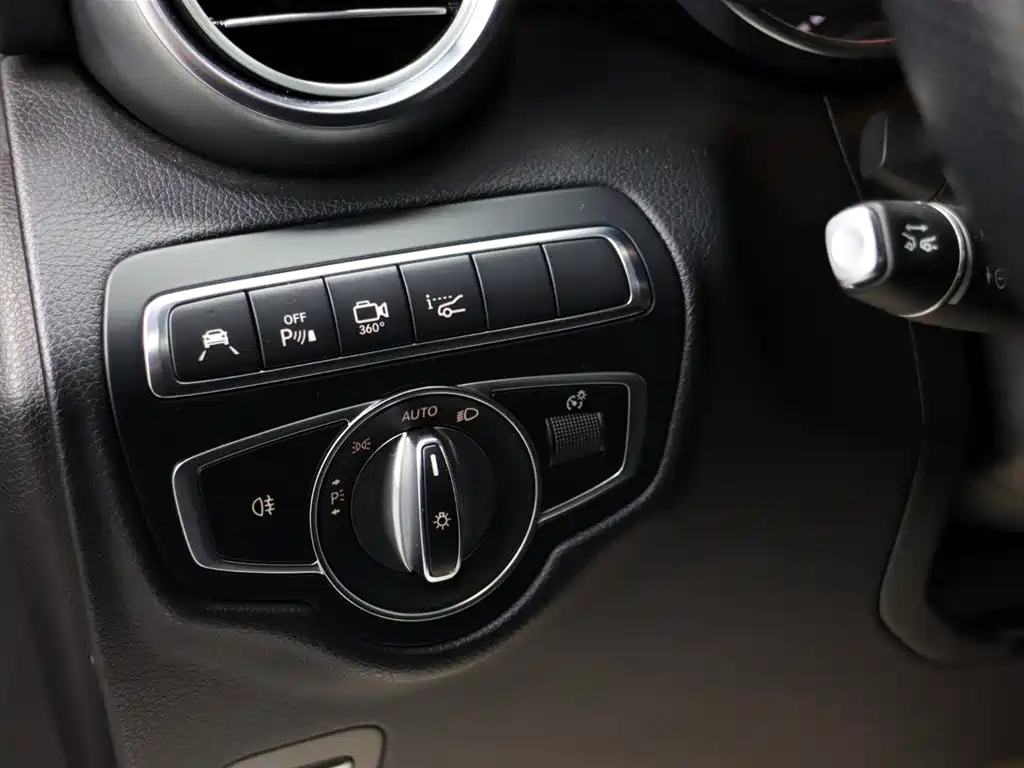 Mercedes-Benz GLC AMG 2017 AMG GLC 43 4MATIC Special Edition фото 12