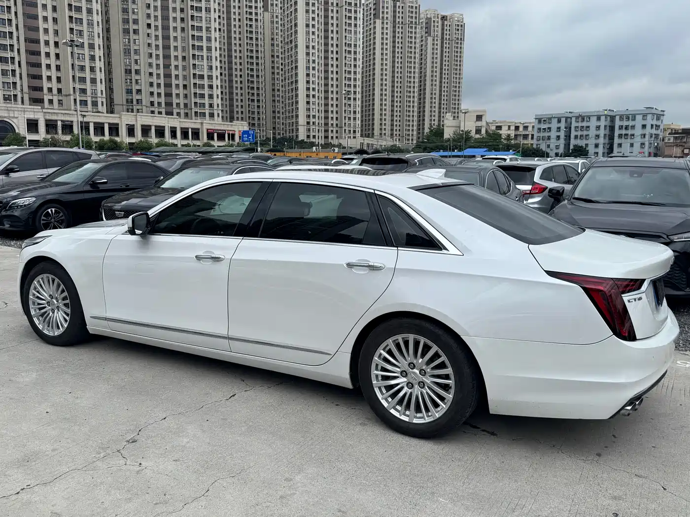 Cadillac CT6 2019 28T Luxury Model фото 6