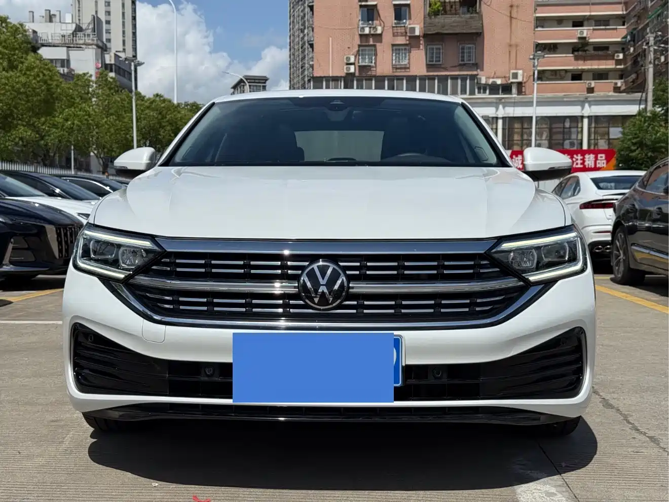 Volkswagen Sagitar 2023 300TSI DSG Excellence Edition фото 2