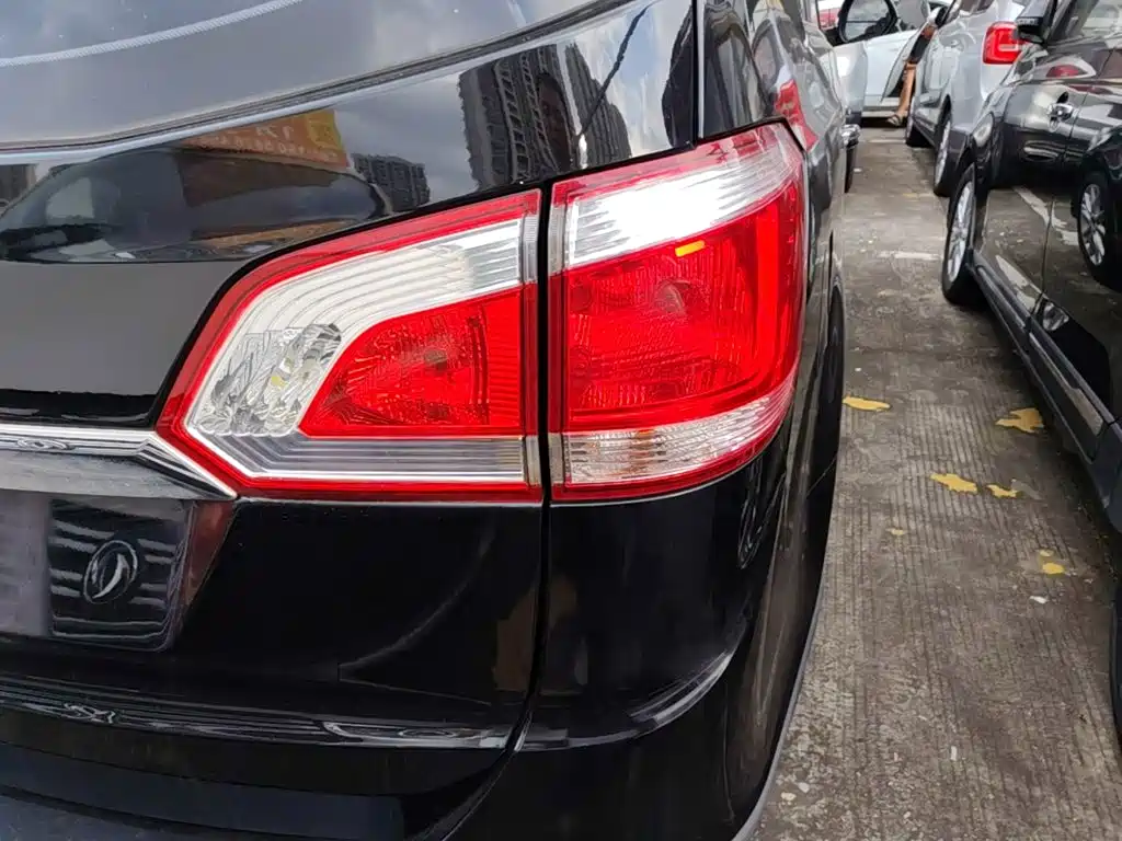 Baojun 730 2015 2014 1.5L Manual Comfort ESP Edition 7-Seater