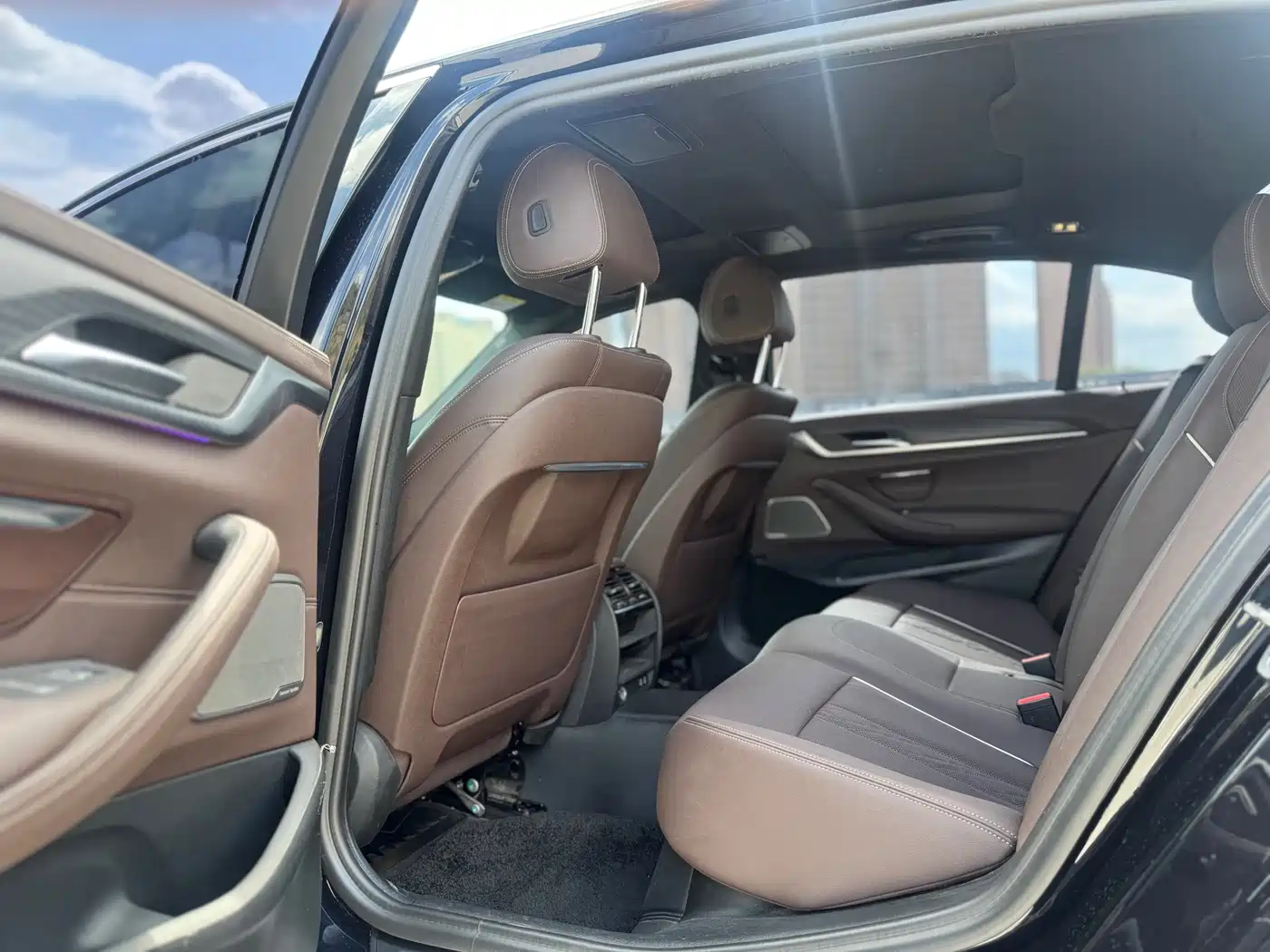 BMW 5-SERIES