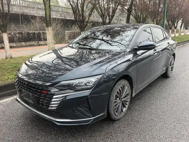 DONGFENG YI HYUN MAX
