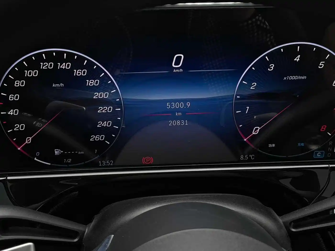 Mercedes-Benz E-Class 2025 E 300 L Luxury фото 3