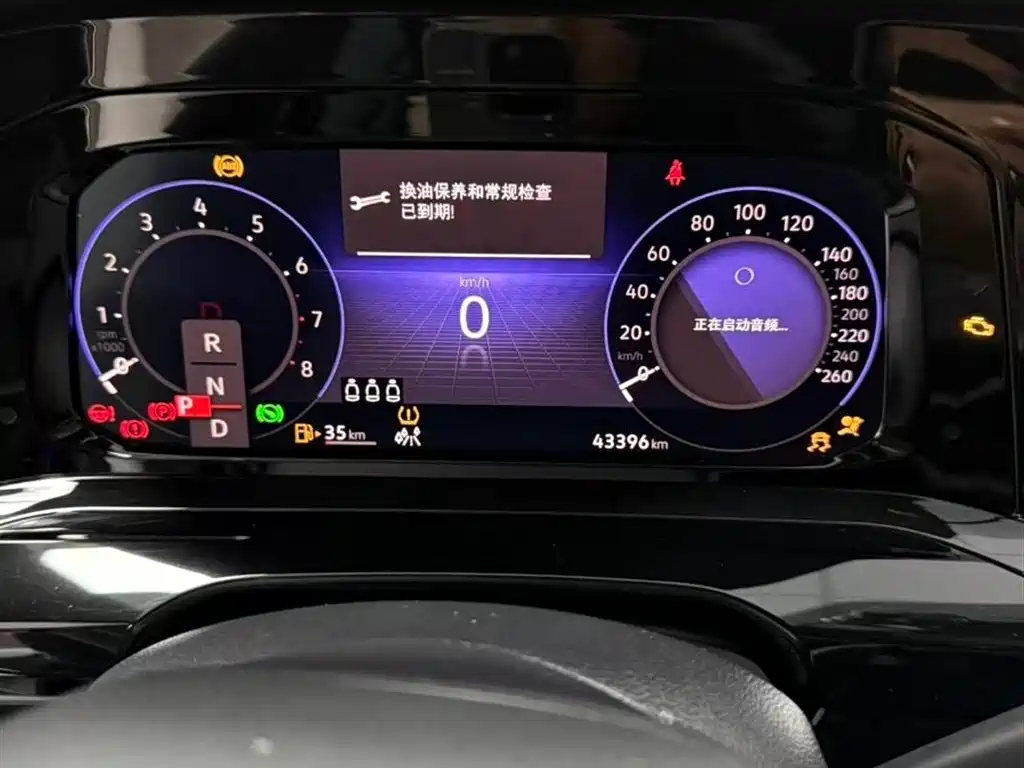 Volkswagen Golf 2021 280TSI DSG R-Line фото 8