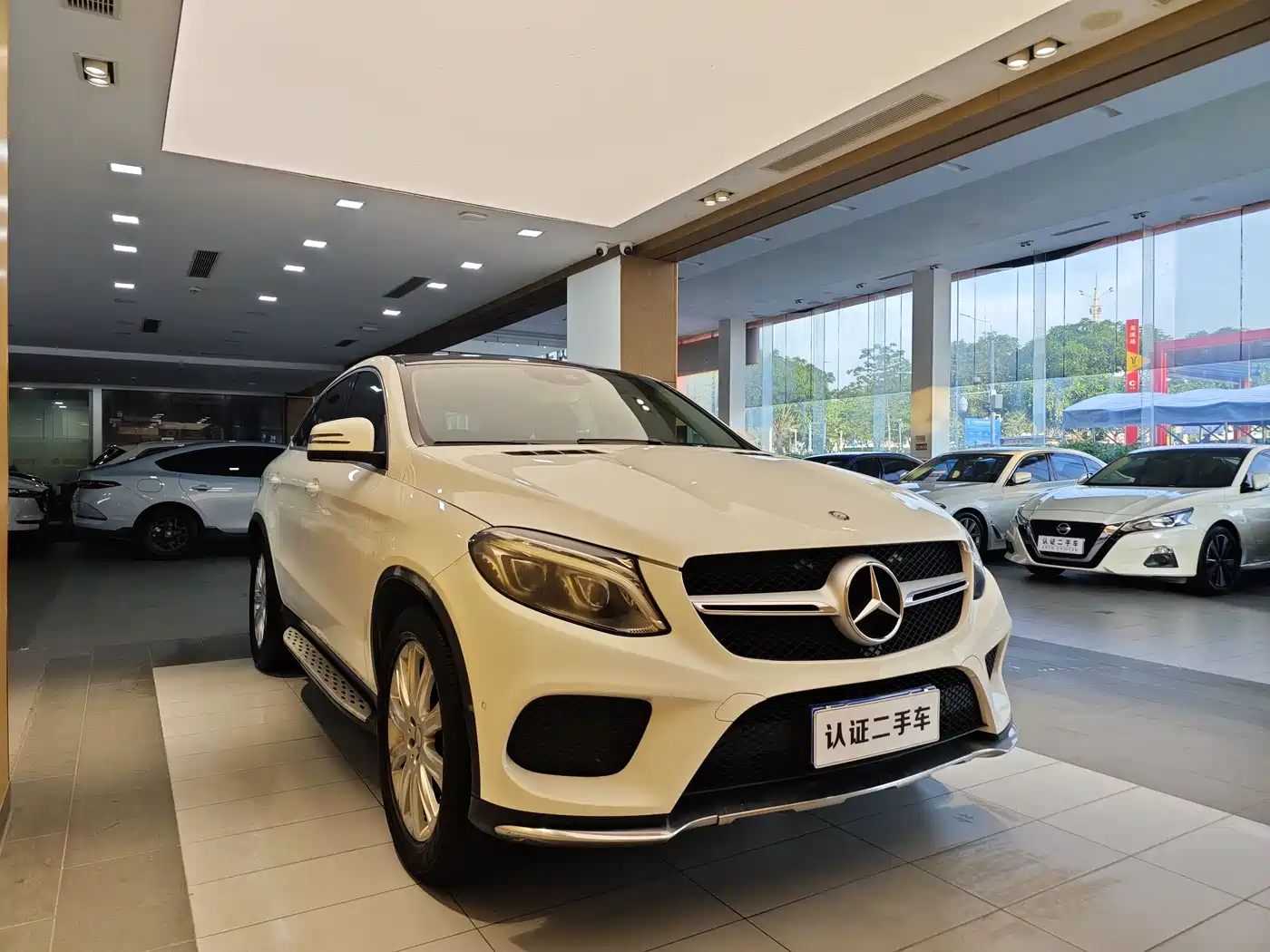 Mercedes-Benz GLE Coupe 2015 GLE 320 4MATIC Coupe SUV фото 5