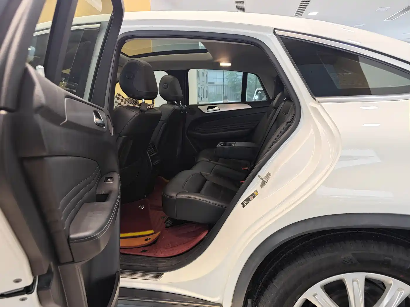 Mercedes-Benz GLE Coupe 2015 GLE 320 4MATIC Coupe SUV фото 25