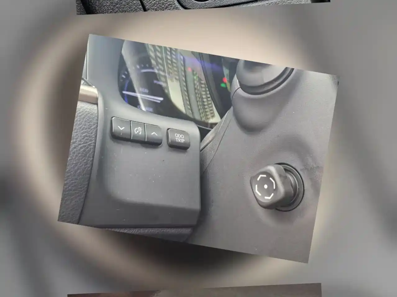 Фото 9 - Lexus ES